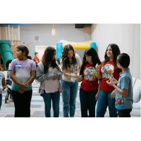 Iglesia Restaurando Naciones / Restoring Nations Church