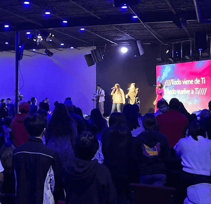 Iglesia Restaurando Naciones / Restoring Nations Church